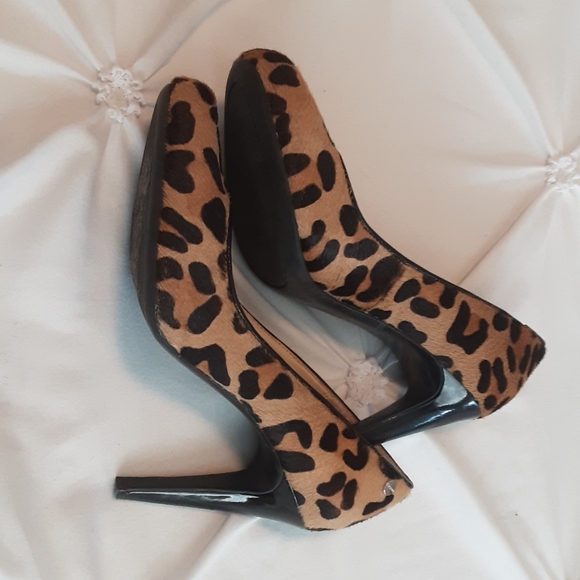 BNWOT - Calvin Klein | Leopard print heels - Picture 4 of 4